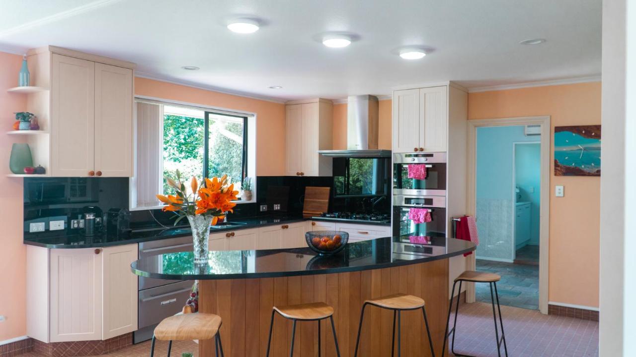 Fairhall Guest Lodge Woodbourne Экстерьер фото