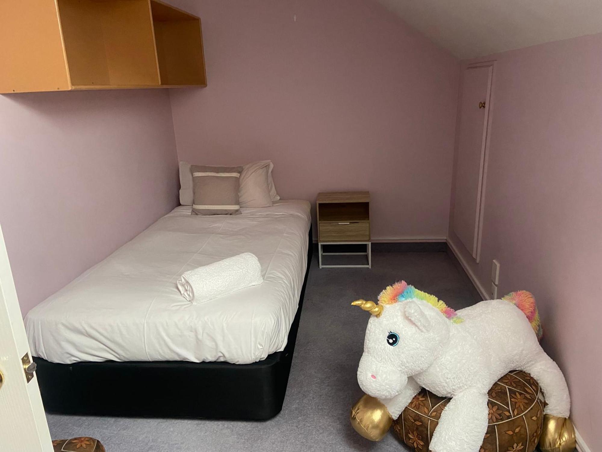 Fairhall Guest Lodge Woodbourne Экстерьер фото